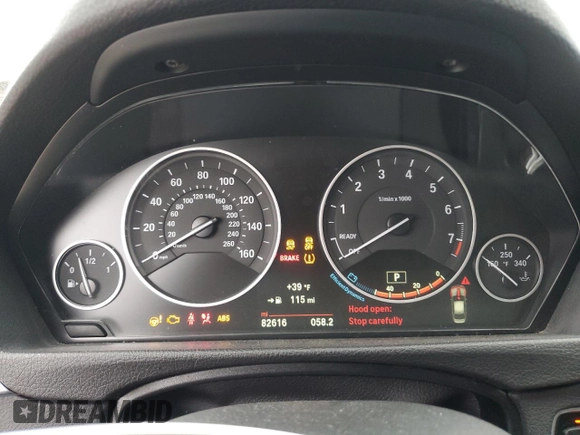 2018 BMW 3 Series 320i xDrive with VIN WBA8E5G53JNU46177, listed as a Copart auction lot 43113215 with 82,616 mi miles and Salvage Title. Bid and sale history available at carsss.com. Image 9.