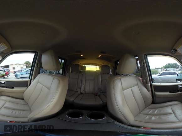 2014 Ford Expedition Max XLT z VIN 1FMJK1J55EEF43350, wystawiony jako IAAI lot #42186829 z przebiegiem 239 910 mil mil oraz . Historia ofert i sprzedaży dostępna na DreamBid. Obrazek 18.