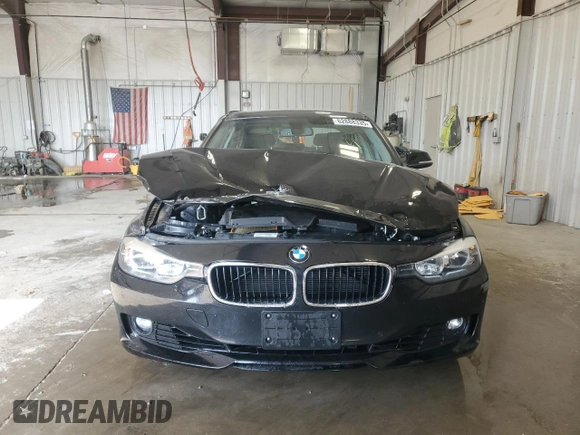 2015 BMW 3 Series 328i xDrive z VIN WBA3B3G5XFNT18212, wystawiony jako Copart lot #62888335 z przebiegiem 109 206 mil mil oraz Czysty tytuł • Clean title. Historia ofert i sprzedaży dostępna na DreamBid. Obrazek 5.
