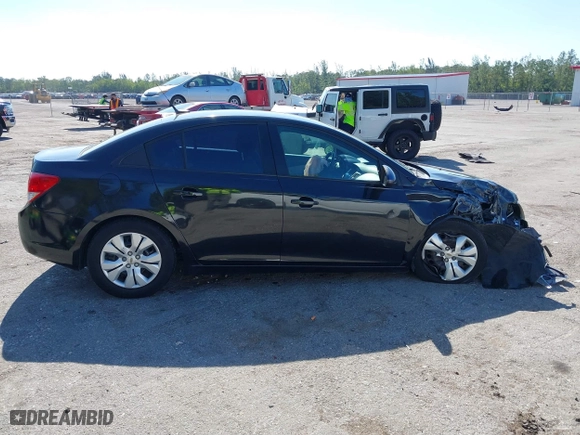 2014 Chevrolet Cruze LS with VIN 1G1PA5SH1E7181211, listed as a IAAI auction lot 41850676 with 128,893 mi miles. Bid and sale history available at carsss.com. Image 13.