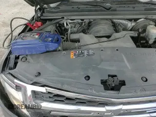 2017 Chevrolet Suburban LT z VIN 1GNSCHKCXHR233937, wystawiony jako Copart lot #86526814 z przebiegiem 163 210 mil mil oraz Szkoda całkowita • Salvage title. Historia ofert i sprzedaży dostępna na DreamBid. Obrazek 16.