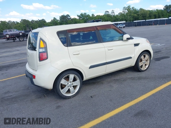 2010 Kia Soul + with VIN KNDJT2A24A7137264, listed as a IAAI auction lot 42163602 with 161,596 mi miles and . Bid and sale history available at DreamBid. Image 4.