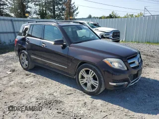 2013 Mercedes-Benz GLK 350 with VIN WDCGG8JB3DG128359, listed as a Copart auction lot 70753194 with 151,374 mi miles and Salvage Title. Bid and sale history available at DreamBid. Image 4.
