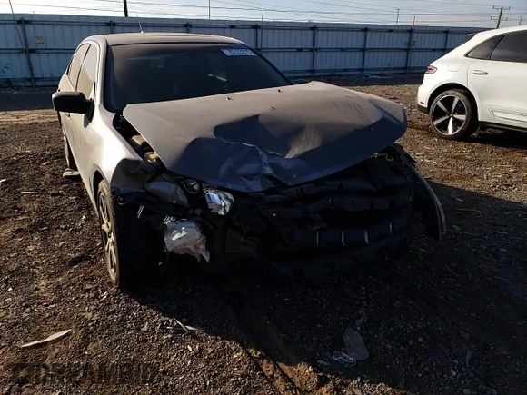 2010 Ford Fusion SE with VIN 3FAHP0HA0AR421199, listed as a Copart auction lot 69568174 with 152,729 mi miles and Salvage Title. Bid and sale history available at DreamBid. Image 10.