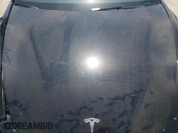 2025 Tesla Model 3 Long Range z VIN 5YJ3E1EA3SF975991, wystawiony jako Copart lot #55629765 z przebiegiem Nie podano mil oraz Szkoda całkowita • Salvage title. Historia ofert i sprzedaży dostępna na DreamBid. Obrazek 11.