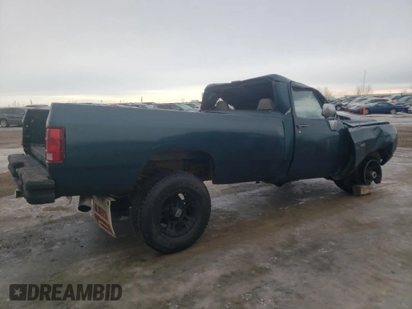 1993 Dodge D/W 250 with VIN 1B7KM26C5PS179046, listed as a Copart auction lot 84036284 with Not Provided miles and Salvage Title. Bid and sale history available at carsss.com. Image 3.