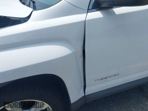 2017 GMC Terrain SLE with VIN 2GKALMEK2H6318433, listed as a IAAI auction lot 42174009 with 187,538 mi miles. Bid and sale history available at carsss.com. Image 17.