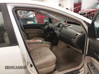 2004 Toyota Prius with VIN JTDKB20U540007016, listed as a IAAI auction lot 41762070 with 190,786 mi miles. Bid and sale history available at carsss.com. Image 5.