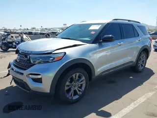 2022 Ford Explorer XLT with VIN 1FMSK8DH4NGC48733, listed as a IAAI auction lot 41884548 with 62,081 mi miles. Bid and sale history available at carsss.com. Image 17.