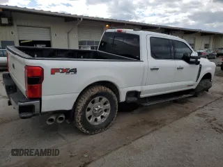 2023 Ford F-250 XL с VIN 1FT8W2BM4PEC84727, выставлен на аукционе Copart как лот 53122115 с пробегом 31 909 миль миль и Списание • Salvage title. История ставок и продаж доступна на DreamBid. Изображение 3.