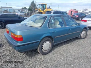 1991 Honda Accord EX with VIN JHMCB7567MC049597, listed as a IAAI auction lot 41996756 with 295,925 mi miles. Bid and sale history available at carsss.com. Image 4.