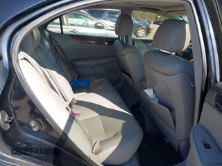 2005 Lexus ES 330 with VIN JTHBA30G955096353, listed as a IAAI auction lot 41940137 with 172,947 mi miles. Bid and sale history available at carsss.com. Image 8.