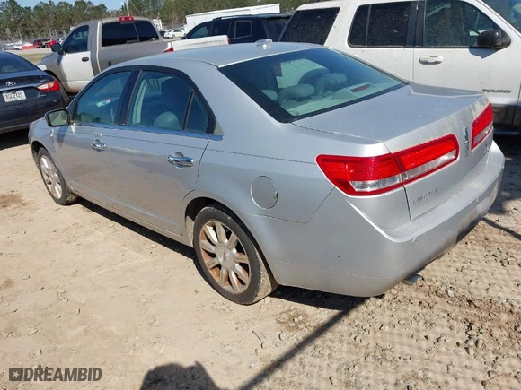 2010 Lincoln MKZ with VIN 3LNHL2GC4AR625438, listed as a IAAI auction lot 41821339 with 129,211 mi miles. Bid and sale history available at carsss.com. Image 3.