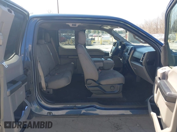 2017 Ford F-150 XL with VIN 1FTEX1E86HFA38914, listed as a IAAI auction lot 42079840 with 72,168 mi miles. Bid and sale history available at carsss.com. Image 17.