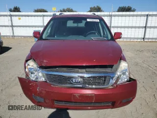 2012 Kia Sedona LX with VIN KNDMG4C79C6483194, listed as a Copart auction lot 77485374 with 110,831 mi miles and Salvage Title. Bid and sale history available at carsss.com. Image 5.