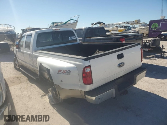 2010 Ford F-350 XL with VIN 1FTWW3DR1AEB32563, listed as a Copart auction lot 80013484 with 187,978 mi miles and Salvage title. Bid and sale history available at DreamBid. Image 2.