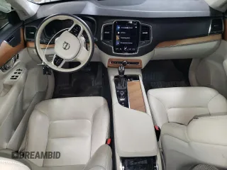 2021 Volvo XC90 Momentum z VIN YV4102CK7M1695703, wystawiony jako Copart lot #51755755 z przebiegiem 23 168 mil mil oraz Szkoda całkowita • Salvage title. Historia ofert i sprzedaży dostępna na DreamBid. Obrazek 8.