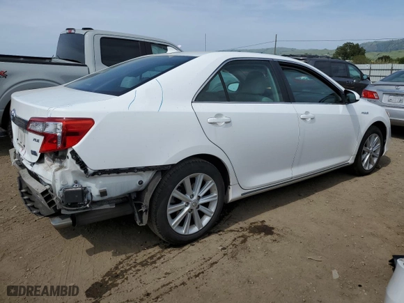 2013 Toyota Camry Hybrid LE with VIN 4T1BD1FK4DU083986, listed as a Copart auction lot 53278545 with 96,585 mi miles and Salvage Title. Bid and sale history available at carsss.com. Image 3.