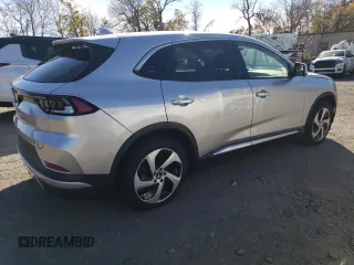 2024 VinFast VF 8 Eco z VIN RLLV1AEB3RH004535, wystawiony jako Copart lot #81080374 z przebiegiem Nie podano mil oraz Szkody całkowita. Historia ofert i sprzedaży dostępna na DreamBid. Obrazek 3.