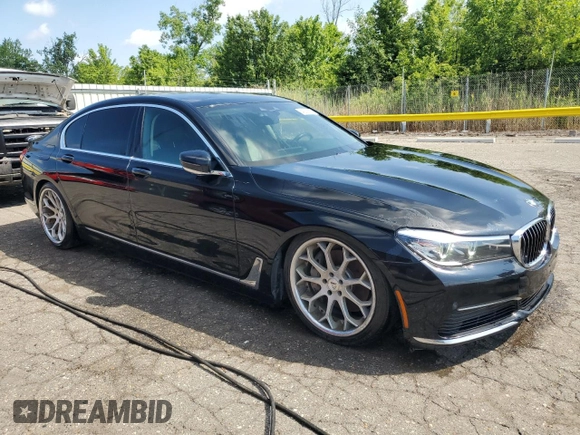 2019 BMW 7 Series 740i z VIN WBA7E2C52KB217833, wystawiony jako Copart lot #64283685 z przebiegiem 162 456 mil mil oraz Czysty tytuł • Clean title. Historia ofert i sprzedaży dostępna na DreamBid. Obrazek 4.