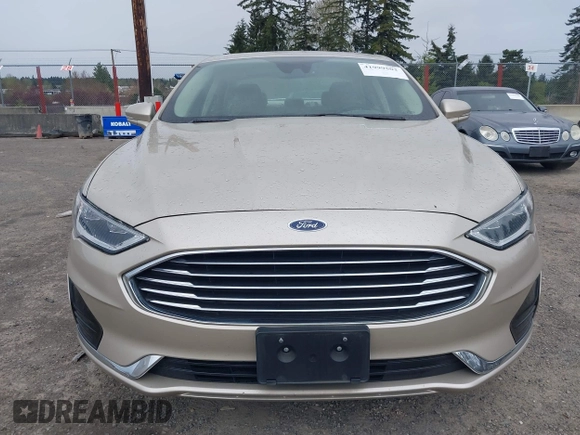 2019 Ford Fusion SEL with VIN 3FA6P0CD8KR256321, listed as a IAAI auction lot 41999502 with 67,500 mi miles. Bid and sale history available at carsss.com. Image 13.