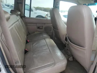 1998 Ford Explorer XL z VIN 1FMZU32EXWUA38970, wystawiony jako Copart lot #44991615 z przebiegiem 298 655 mil mil oraz Szkoda całkowita • Salvage title. Historia ofert i sprzedaży dostępna na DreamBid. Obrazek 10.