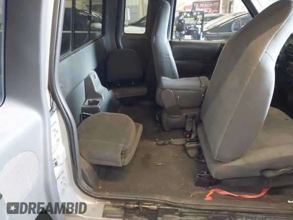 2001 Ford Ranger XL Fleet with VIN 1FTZR15E91TA29391, listed as a IAAI auction lot 41852139 with 235,586 mi miles. Bid and sale history available at carsss.com. Image 8.