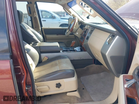 2007 Ford Expedition Eddie Bauer с VIN 1FMFU17527LA44365, выставлен на аукционе IAAI как лот 41886317 с пробегом 236 422 миль миль и . История ставок и продаж доступна на DreamBid. Изображение 5.