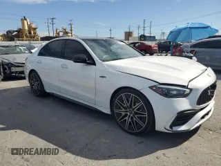 2024 Mercedes-Benz C 43 AMG z VIN W1KAF8HB0RR158084, wystawiony jako Copart lot #52967005 z przebiegiem 8 607 mil mil oraz Szkoda całkowita • Salvage title. Historia ofert i sprzedaży dostępna na DreamBid. Obrazek 4.