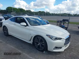 2020 Infiniti Q60 Luxe with VIN JN1EV7EK2LM340406, listed as a IAAI auction lot 41641294 with 35,239 mi miles and . Bid and sale history available at carsss.com. Image 1.