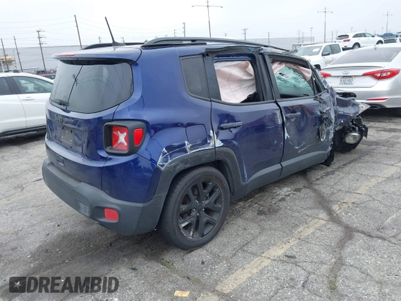 2018 Jeep Renegade Latitude with VIN ZACCJABB5JPJ07925, listed as a IAAI auction lot 41892633 with 141,975 mi miles and . Bid and sale history available at carsss.com. Image 4.
