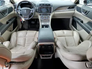 2017 Lincoln Continental Select with VIN 1LN6L9SK4H5605198, listed as a Copart auction lot 69104544 with 113,010 mi miles and Salvage Title. Bid and sale history available at carsss.com. Image 8.