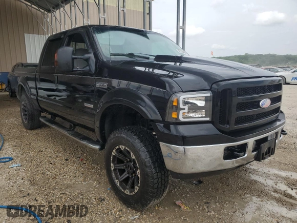 2006 Ford F-250 XL z VIN 1FTSW21P66EA29769, wystawiony jako Copart lot #56728845 z przebiegiem Nie podano mil oraz Szkoda całkowita • Salvage title. Historia ofert i sprzedaży dostępna na DreamBid. Obrazek 4.
