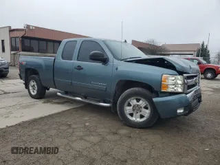 2007 Chevrolet Silverado 1500 1LT with VIN 1GCEK19047Z562949, listed as a Copart auction lot 52038545 with 266,966 mi miles and Salvage Title. Bid and sale history available at DreamBid. Image 4.