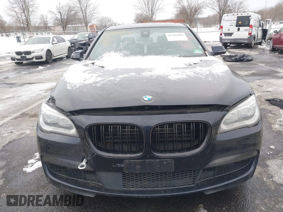 2015 BMW 7 Series 750i xDrive with VIN WBAYB6C54FD225432, listed as a IAAI auction lot 41286904 with 94,139 mi miles. Bid and sale history available at carsss.com. Image 12.