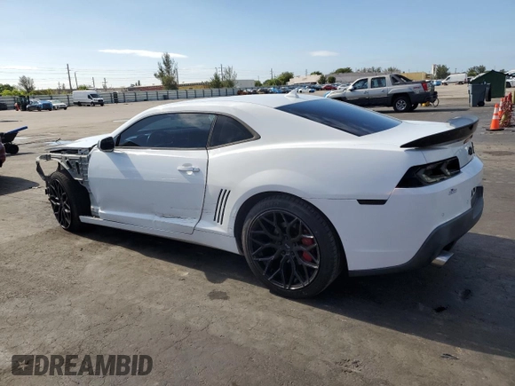 2015 Chevrolet Camaro LT z VIN 2G1FD1E30F9219359, wystawiony jako Copart lot #56681835 z przebiegiem 79 771 mil mil oraz Szkoda całkowita • Salvage title. Historia ofert i sprzedaży dostępna na DreamBid. Obrazek 2.