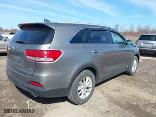 2017 Kia Sorento LX with VIN 5XYPGDA3XHG244089, listed as a IAAI auction lot 41956816 with 79,015 mi miles. Bid and sale history available at carsss.com. Image 4.