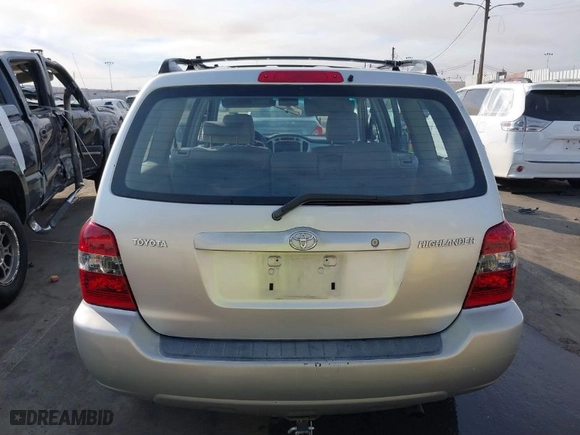 2007 Toyota Highlander with VIN JTEGD21A070165381, listed as a IAAI auction lot 41402061 with 157,091 mi miles. Bid and sale history available at carsss.com. Image 16.