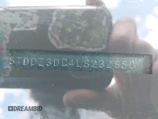 2020 Toyota Sienna XLE z VIN 5TDDZ3DC4LS232650, wystawiony jako IAAI lot #42332566 z przebiegiem 141 971 mil mil oraz . Historia ofert i sprzedaży dostępna na DreamBid. Obrazek 9.