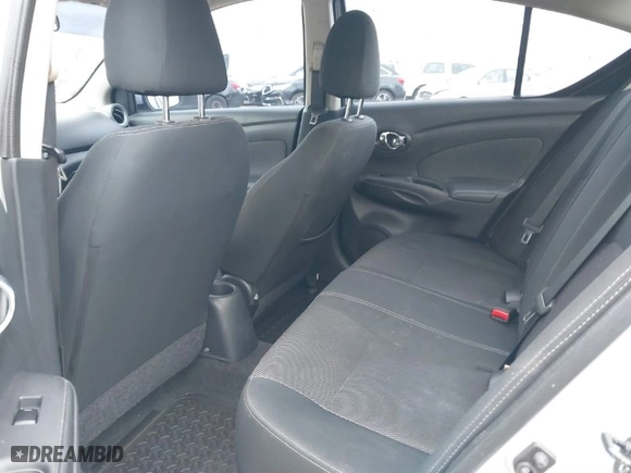 2015 Nissan Versa S Plus with VIN 3N1CN7AP9FL863798, listed as a IAAI auction lot 41738099 with 147,280 mi miles. Bid and sale history available at carsss.com. Image 8.