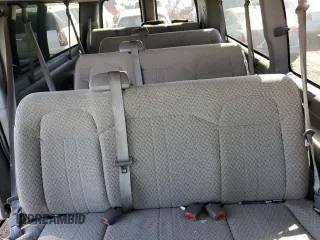 2008 Chevrolet Express Passenger z VIN 1GAHG39K381169612, wystawiony jako Copart lot #48710805 z przebiegiem 73 688 mil mil oraz Czysty tytuł • Clean title. Historia ofert i sprzedaży dostępna na DreamBid. Obrazek 10.