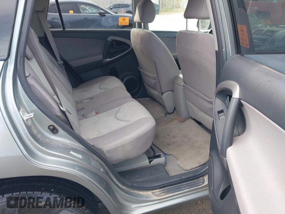 2008 Toyota RAV4 with VIN JTMBD33V985212870, listed as a IAAI auction lot 40765461 with 163,580 mi miles. Bid and sale history available at carsss.com. Image 8.