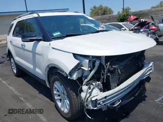 2014 Ford Explorer XLT z VIN 1FM5K7D84EGB95216, wystawiony jako IAAI lot #42750315 z przebiegiem 108 968 mil mil oraz . Historia ofert i sprzedaży dostępna na DreamBid. Obrazek 1.