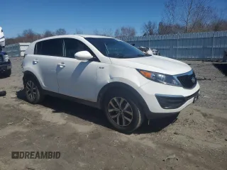2016 Kia Sportage LX with VIN KNDPBCAC9G7870477, listed as a Copart auction lot 52110425 with 137,028 mi miles and Salvage Title. Bid and sale history available at carsss.com. Image 4.