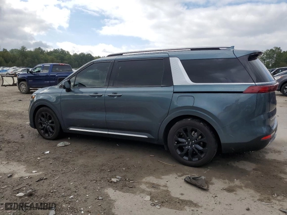 2022 Kia Carnival SX with VIN KNDNE5H30N6167806, listed as a Copart auction lot 70688734 with 29,980 mi miles and Salvage Title. Bid and sale history available at carsss.com. Image 2.