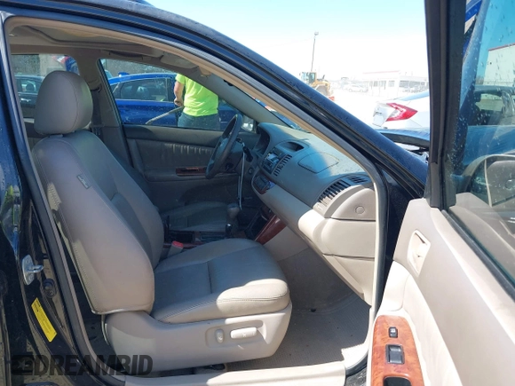 2005 Toyota Camry LE with VIN 4T1BF30K35U094350, listed as a IAAI auction lot 41895832 with 217,472 mi miles and . Bid and sale history available at DreamBid. Image 5.