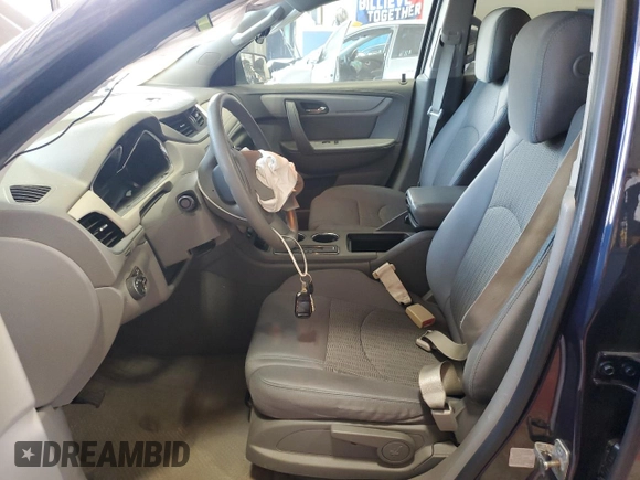 2015 Chevrolet Traverse LS z VIN 1GNKVFED7FJ372244, wystawiony jako Copart lot #56915315 z przebiegiem 78 677 mil mil oraz Szkoda całkowita • Salvage title. Historia ofert i sprzedaży dostępna na DreamBid. Obrazek 7.