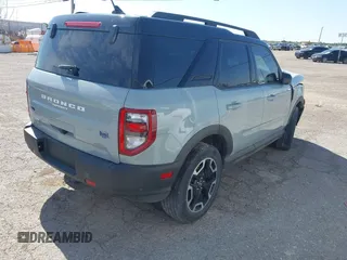 2021 Ford Bronco Sport Outer Banks z VIN 3FMCR9C63MRA26861, wystawiony jako IAAI lot #42204890 z przebiegiem 88 256 mil mil oraz . Historia ofert i sprzedaży dostępna na DreamBid. Obrazek 4.