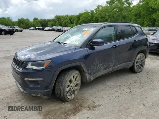 2019 Jeep Compass High Altitude z VIN 3C4NJDCB4KT675458, wystawiony jako Copart lot #57132675 z przebiegiem 56 549 mil mil oraz Szkoda całkowita • Salvage title. Historia ofert i sprzedaży dostępna na DreamBid. Obrazek 1.