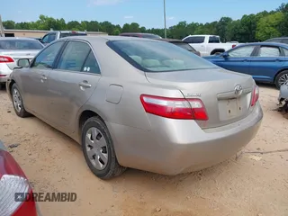 2007 Toyota Camry CE with VIN 4T1BE46K97U569695, listed as a IAAI auction lot 39701395 with 282,284 mi miles and . Bid and sale history available at DreamBid. Image 3.